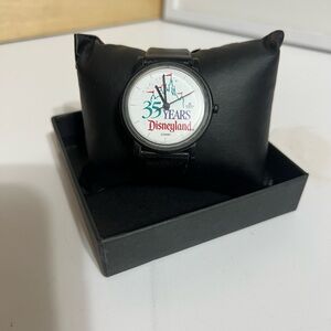Disney Black and White 35 Years Smartwatch